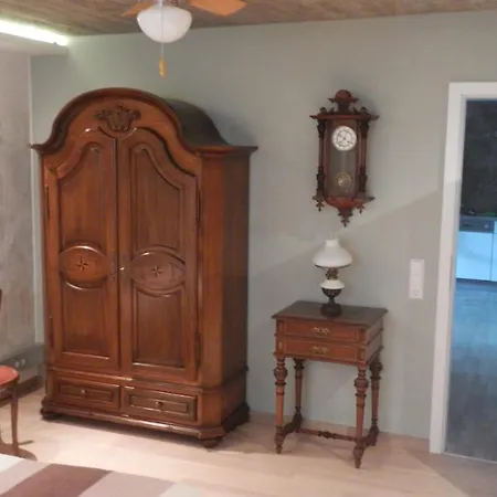 Burgblick Im Neuffener Tal Mit Sauna Und Wallbox شقة