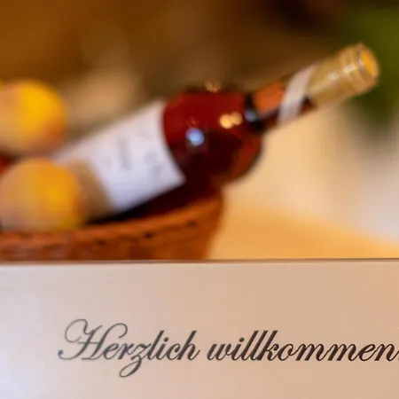 Burgblick Im Neuffener Tal Mit Sauna Und Wallbox * Frickenhausen (Baden-Wurttemberg)