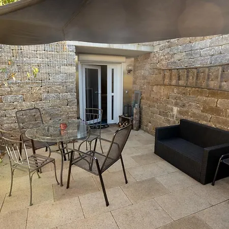 شقة Burgblick Im Neuffener Tal Mit Sauna Und Wallbox Frickenhausen (Baden-Wurttemberg)