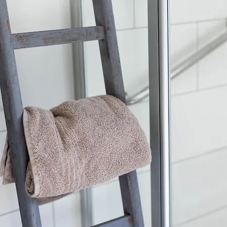 Burgblick Im Neuffener Tal Mit Sauna Und Wallbox شقة