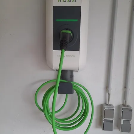 Burgblick Im Neuffener Tal Mit Sauna Und Wallbox شقة *